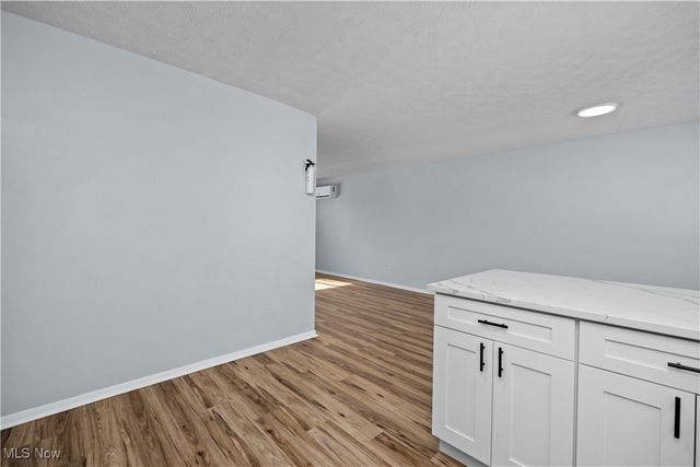 134 California Avenue, Elyria, OH 44035