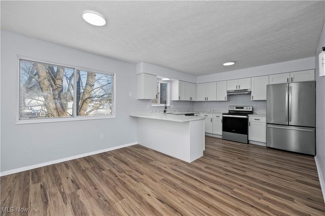 134 California Avenue, Elyria, OH 44035