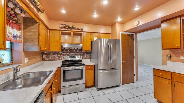 842 ROCKINGHAM ROAD, Lakeland, FL 33809