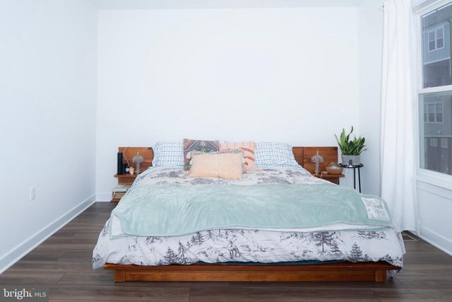 16132 FREDERICK RD, Rockville, MD 20850