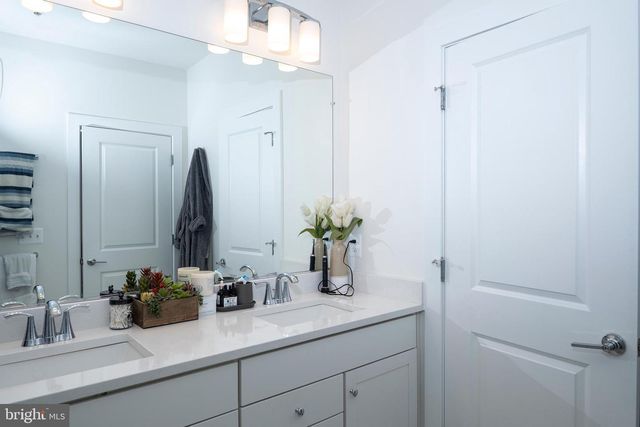 16132 FREDERICK RD, Rockville, MD 20850