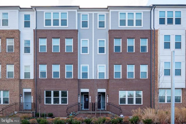 16132 FREDERICK RD, Rockville, MD 20850