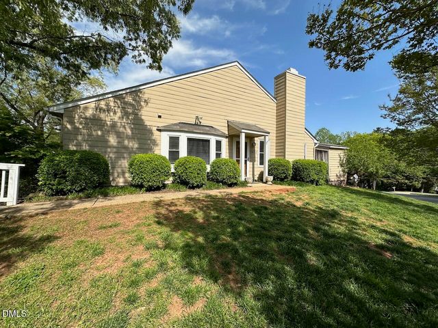 5400 Pine Top Circle, Raleigh, NC 27612