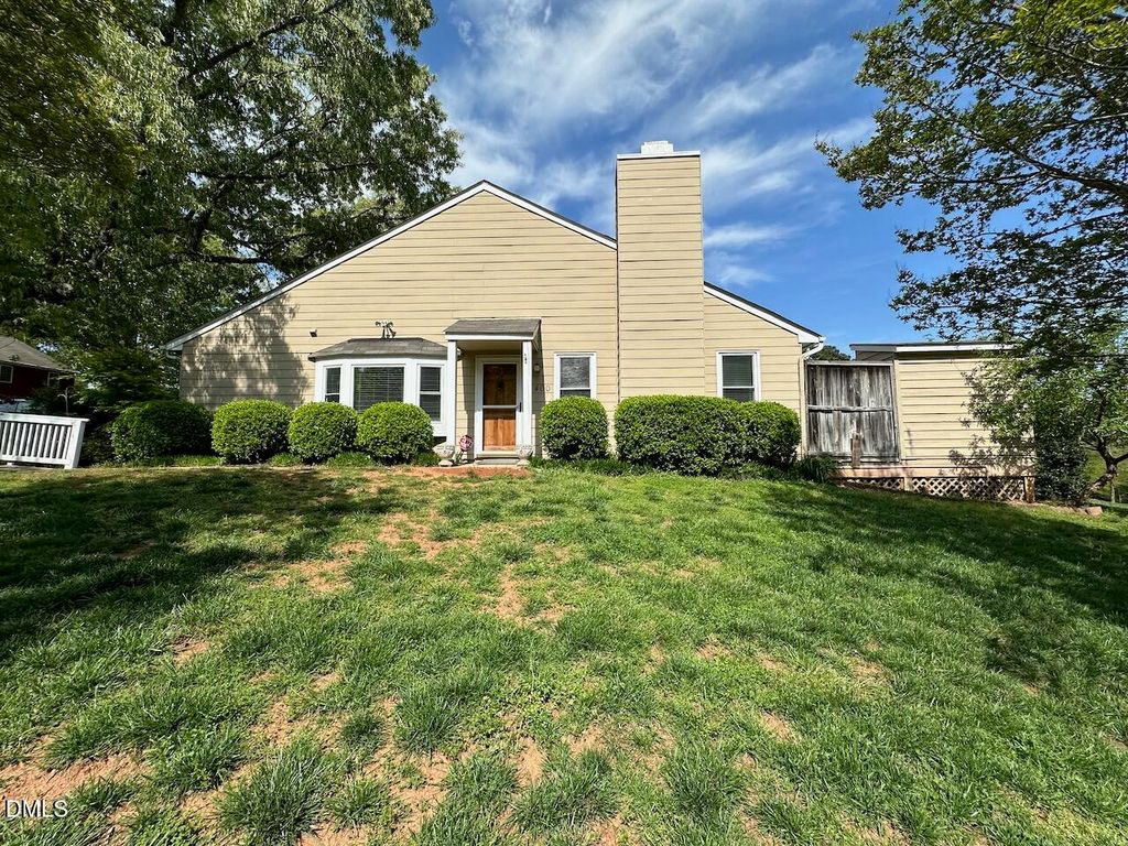 5400 Pine Top Circle, Raleigh, NC 27612