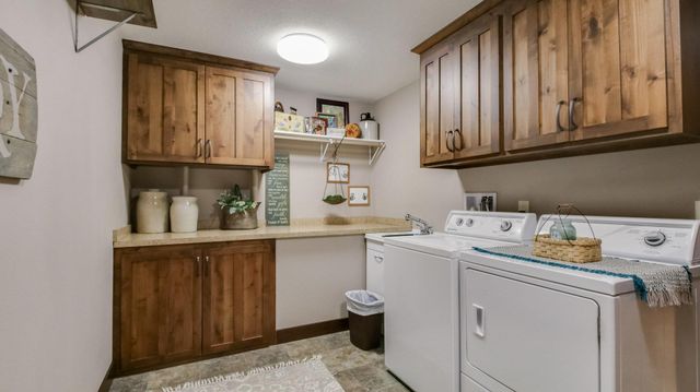 30488 292nd Street, Lake Holcombe Twp, WI 54745