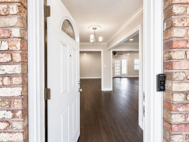 5802 W Bellfort Avenue, Houston, TX 77035