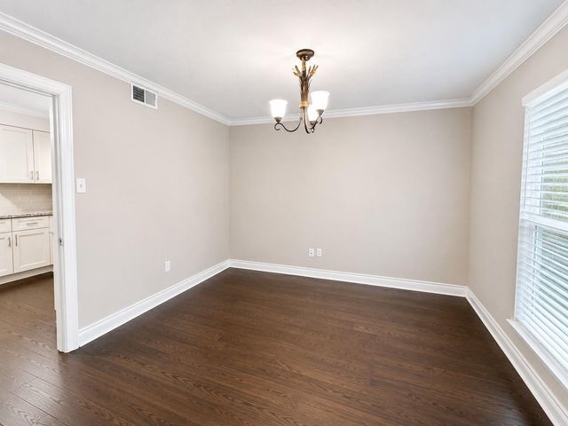 5802 W Bellfort Avenue, Houston, TX 77035