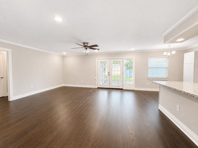5802 W Bellfort Avenue, Houston, TX 77035