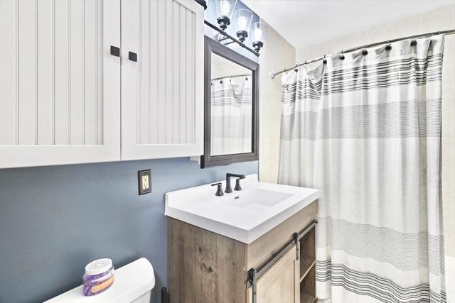 1627 South 170th Street, New Berlin, WI 53151