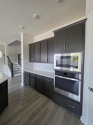 708 Treaty Oak Drive, Lewisville, TX 75056