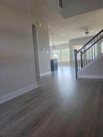 708 Treaty Oak Drive, Lewisville, TX 75056