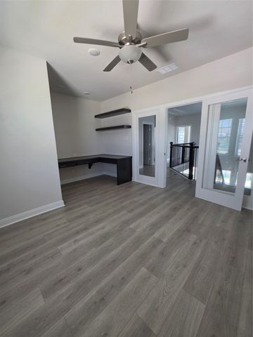 708 Treaty Oak Drive, Lewisville, TX 75056