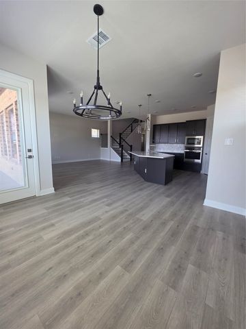 708 Treaty Oak Drive, Lewisville, TX 75056