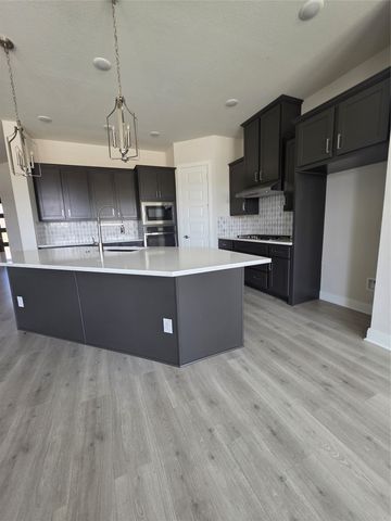 708 Treaty Oak Drive, Lewisville, TX 75056