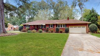 5721 Oak Terrace DR, Virginia Beach, VA 23464