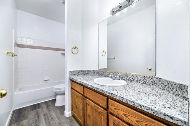 6517 E Amherst Avenue, Fresno, CA 93727