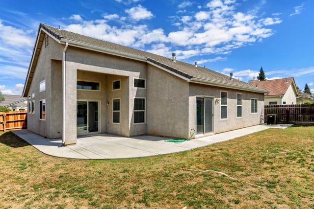 6517 E Amherst Avenue, Fresno, CA 93727