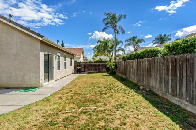6517 E Amherst Avenue, Fresno, CA 93727