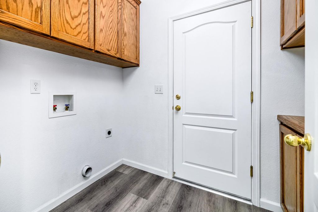 Image 21 of property listing at 6517 E Amherst Avenue, Fresno, CA 93727