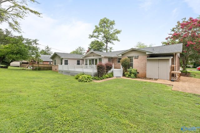1406 Woodmont Avenue, Huntsville, AL 35801