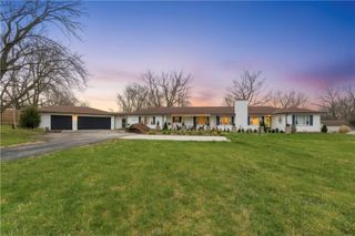 121 Highland Park Avenue, Excelsior Springs, MO 64024
