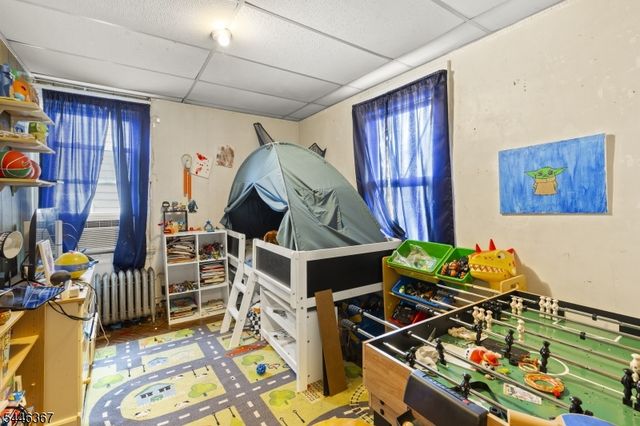 37 Newfield St, East Orange City, NJ 07017