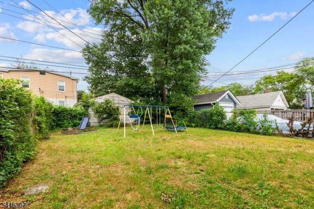 37 Newfield St, East Orange City, NJ 07017