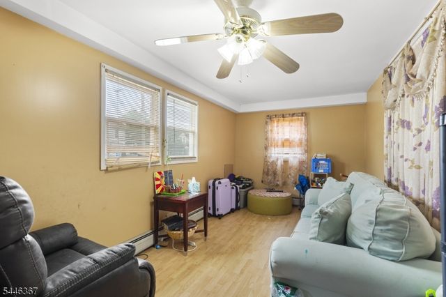 37 Newfield St, East Orange City, NJ 07017