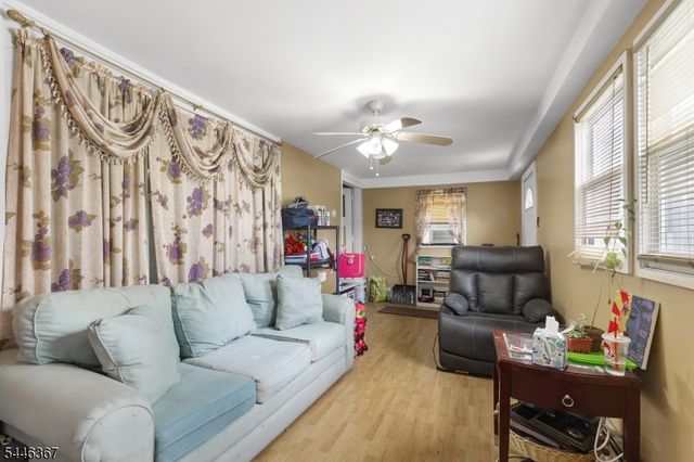 37 Newfield St, East Orange City, NJ 07017