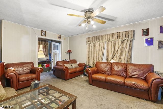 37 Newfield St, East Orange City, NJ 07017