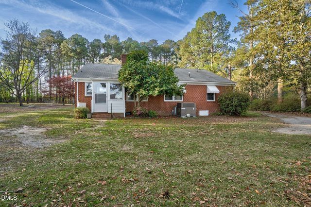 5333 Weaver Road, Elm City, NC 27822