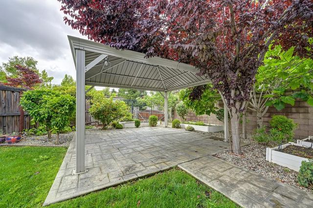 6130 Mehrten Cir, Rocklin, CA 95765