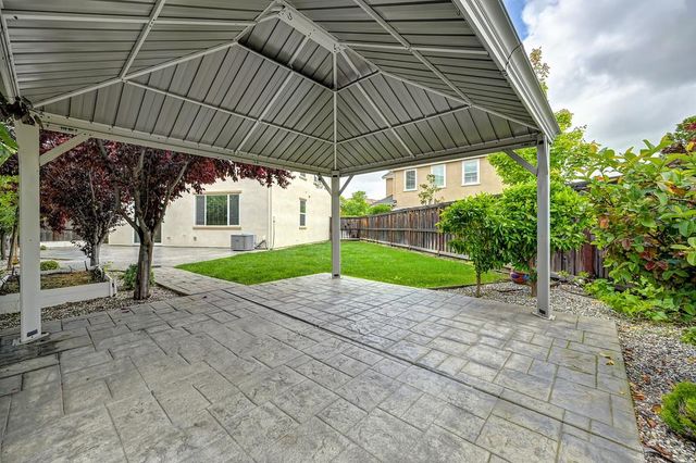 6130 Mehrten Cir, Rocklin, CA 95765