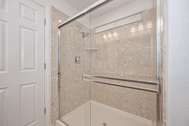 6130 Mehrten Cir, Rocklin, CA 95765