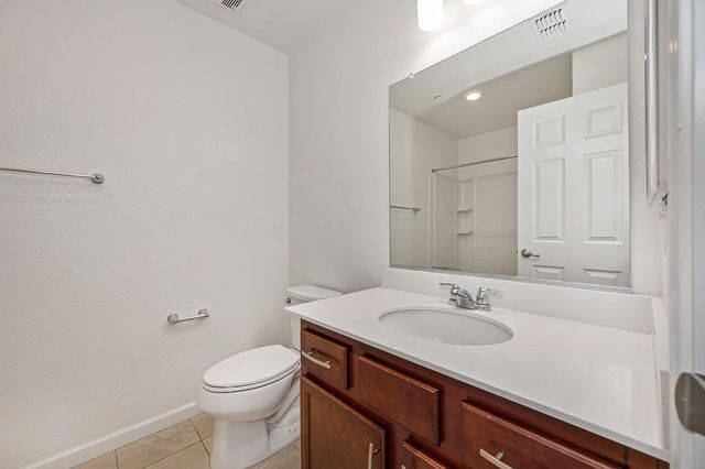 6130 Mehrten Cir, Rocklin, CA 95765