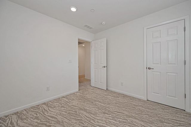 6130 Mehrten Cir, Rocklin, CA 95765