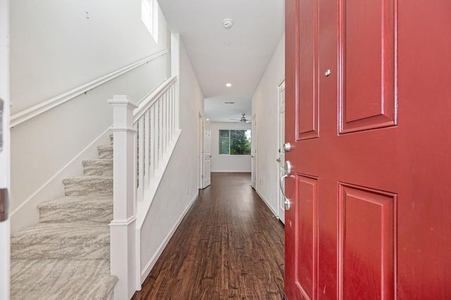 6130 Mehrten Cir, Rocklin, CA 95765