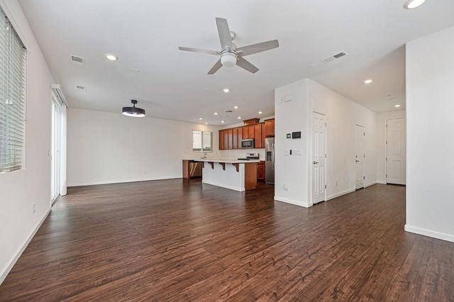 6130 Mehrten Cir, Rocklin, CA 95765