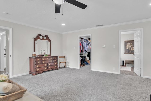 105 E Tulip St, White Oak, TX 75693