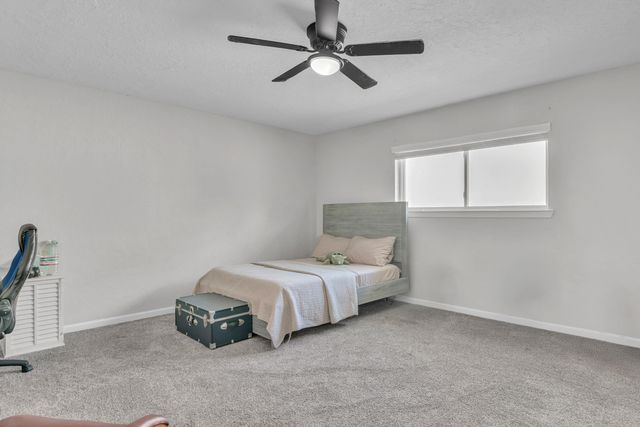 105 E Tulip St, White Oak, TX 75693
