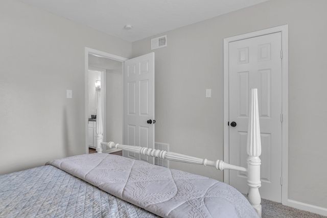 105 E Tulip St, White Oak, TX 75693