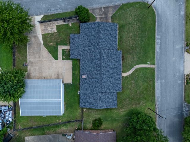 105 E Tulip St, White Oak, TX 75693