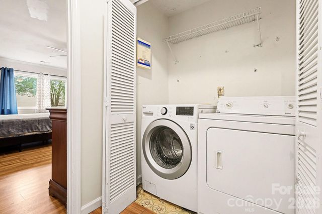 6022 Hanna Court, Charlotte, NC 28212