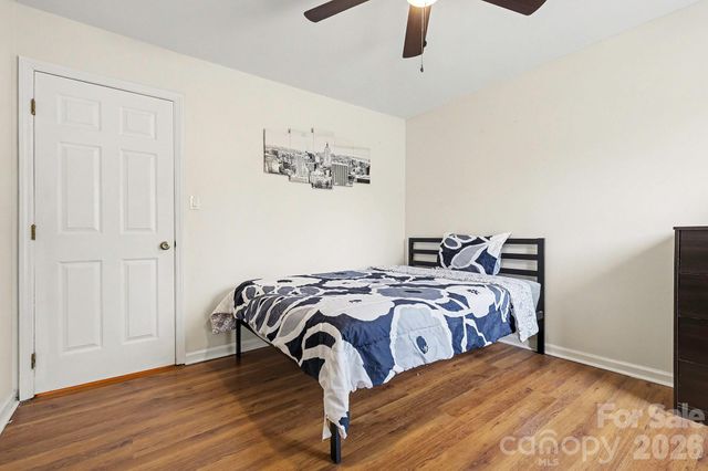 6022 Hanna Court, Charlotte, NC 28212