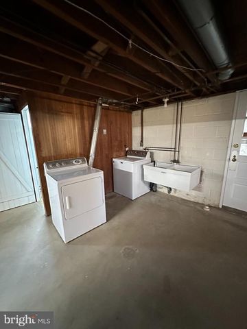 2815 PUTTY HILL AVE, Baltimore, MD 21234