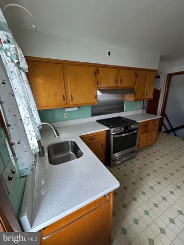 2815 PUTTY HILL AVE, Baltimore, MD 21234