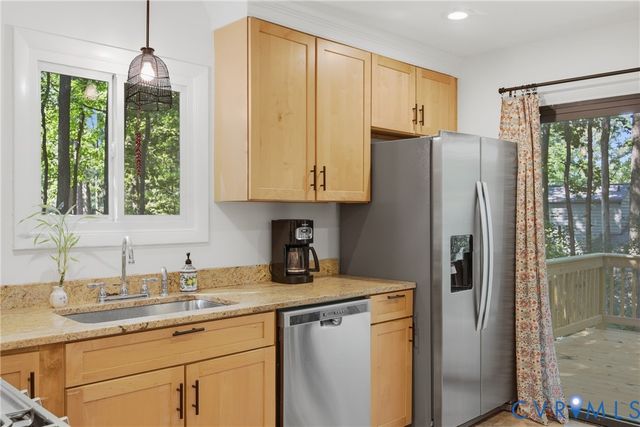 2200 Rocky Point Pky, Henrico, VA 23238