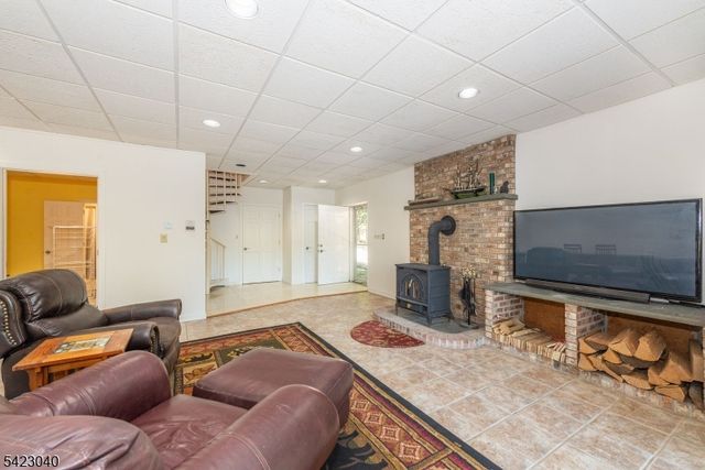 43 Croft Rd, Jefferson Twp., NJ 07849