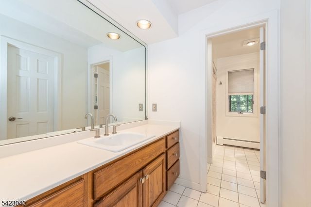 43 Croft Rd, Jefferson Twp., NJ 07849