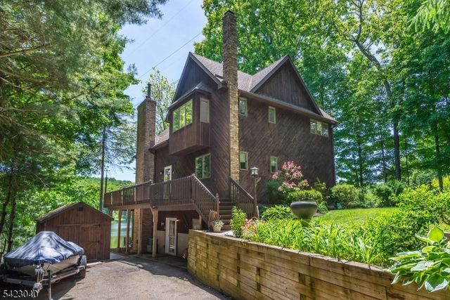 43 Croft Rd, Jefferson Twp., NJ 07849